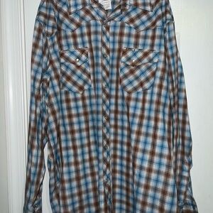 Wrangler Pearl Snap Button Down Shirt